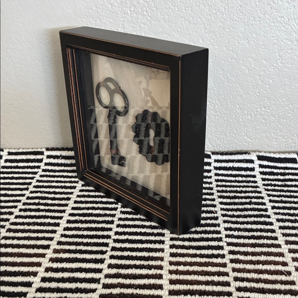 Black Framed Key and Lock Decor - Picture 3 of 3